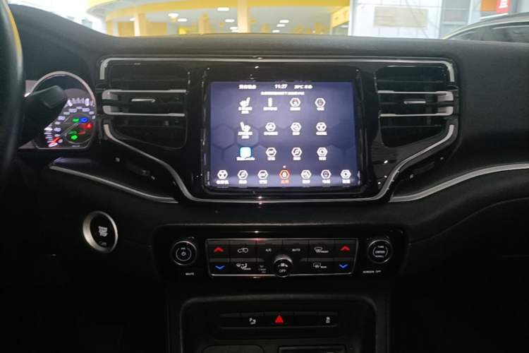 Used Jeep Grand Commander 2018 2.0T Four-Wheel Drive Enjoyment Edition China VI Audio And AC Panel