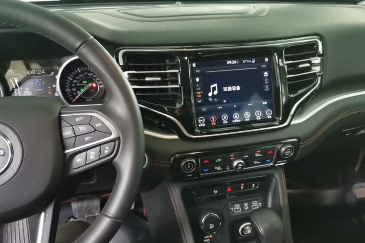 Used Jeep Grand Commander 2018 2.0T Four-Wheel Drive Smart Enjoyment Version China V Emission Standard Audio And AC Panel