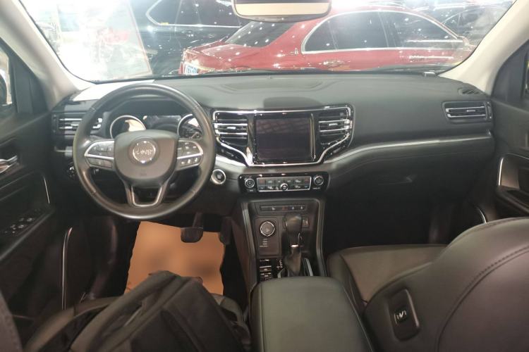 Used Jeep Grand Commander 2018 2.0T Four-wheel Drive Premium Edition China VI Center Console