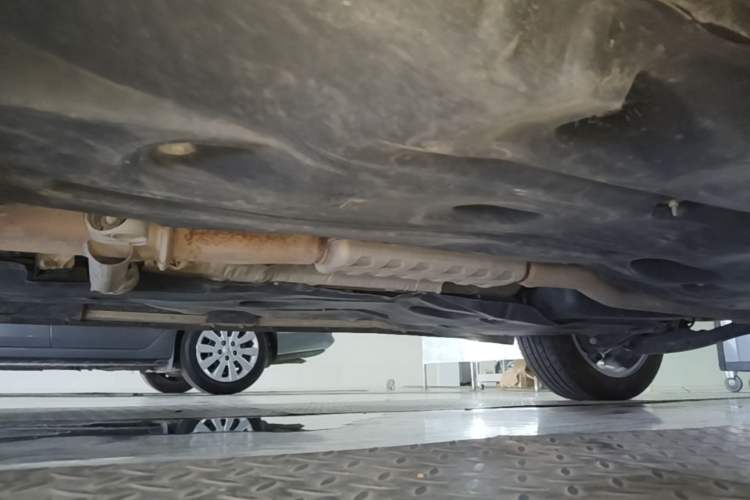 Used Jeep Grand Commander 2018 2.0T Four-Wheel Drive Enjoyment Edition China VI Chassis Front Left