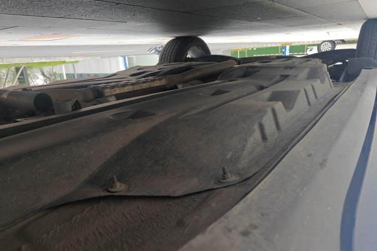 Used Jeep Grand Commander 2018 2.0T Four-Wheel Drive Enjoyment Version China V Chassis Front Right