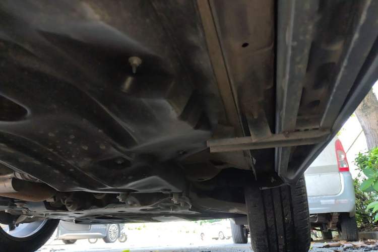 Used Jeep Grand Commander 2018 2.0T Four-wheel Drive Premium Edition China VI Chassis Front Right