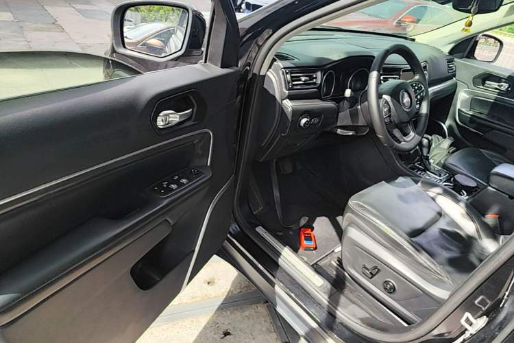 Used Jeep Grand Commander 2018 2.0T Four-Wheel Drive Prestige Edition China V Driver Seat