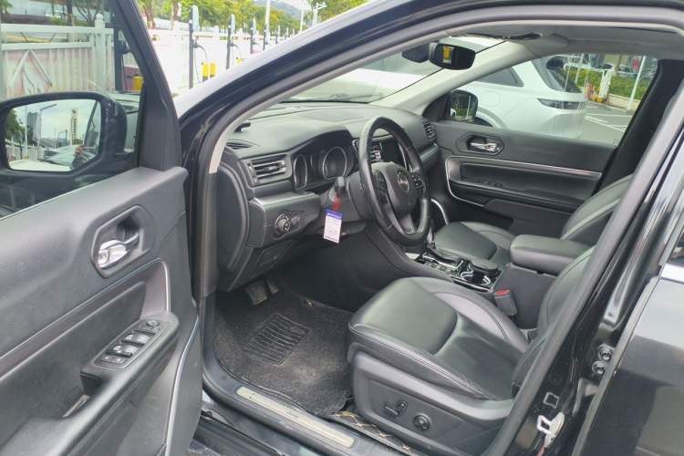 Used Jeep Grand Commander 2018 2.0T Four-Wheel Drive Enjoyment Edition China VI Driver Seat