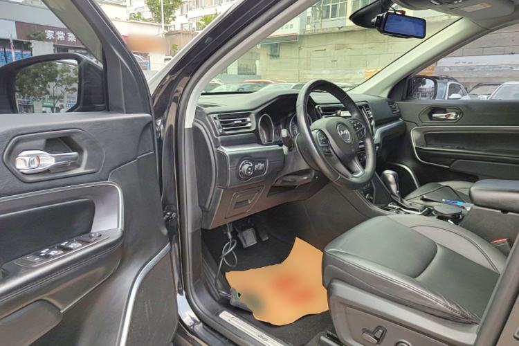 Used Jeep Grand Commander 2018 2.0T Four-Wheel Drive Enjoyment Version China V Driver Seat