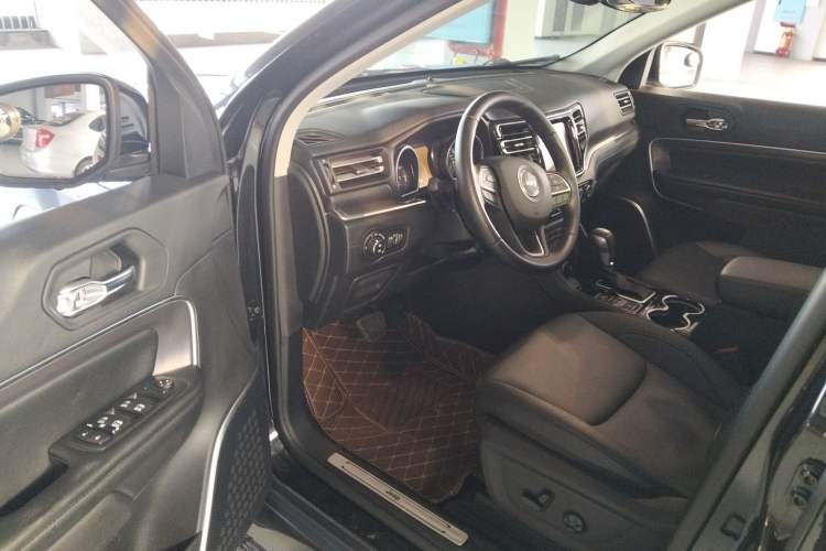 Used Jeep Grand Commander 2018 2.0T Four-Wheel Drive Enjoyment Version China V Driver Seat