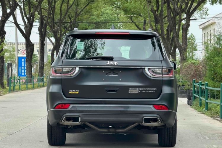 Used Jeep Grand Commander 2018 2.0T Four-Wheel Drive Enjoyment Edition China VI Exterior 3