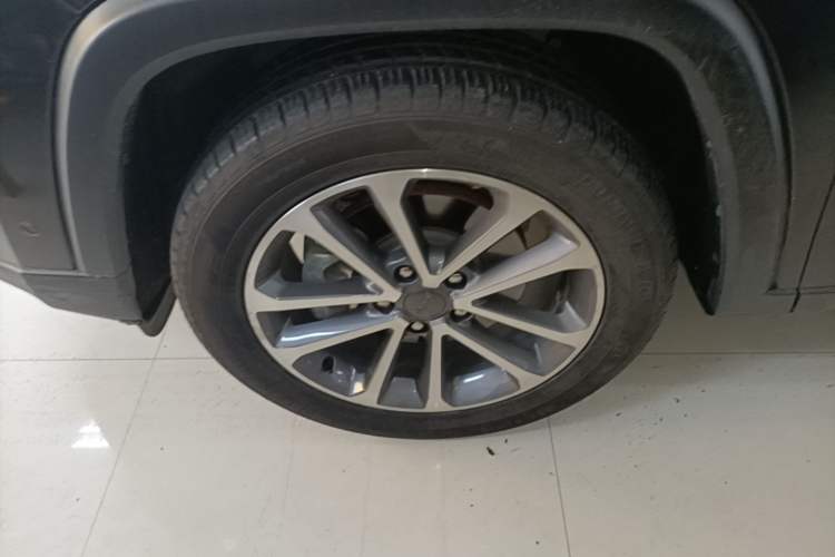 Used Jeep Grand Commander 2018 2.0T Four-Wheel Drive Enjoyment Edition China VI Exterior 4