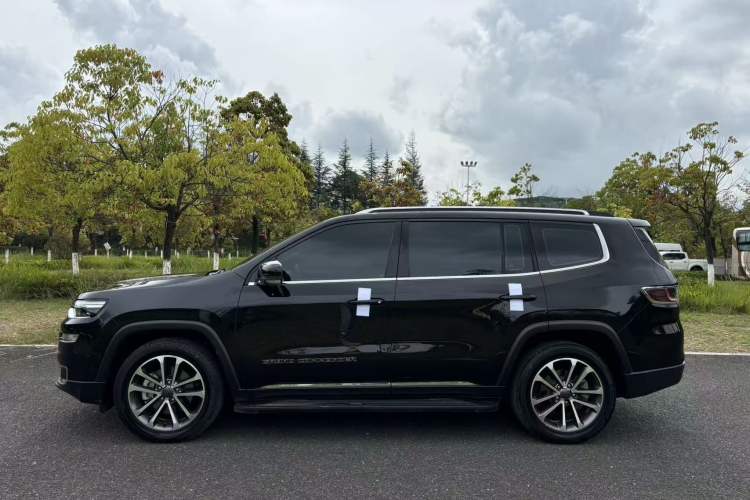 Used Jeep Grand Commander 2018 2.0T Four-Wheel Drive Enjoyment Edition China VI Exterior 4