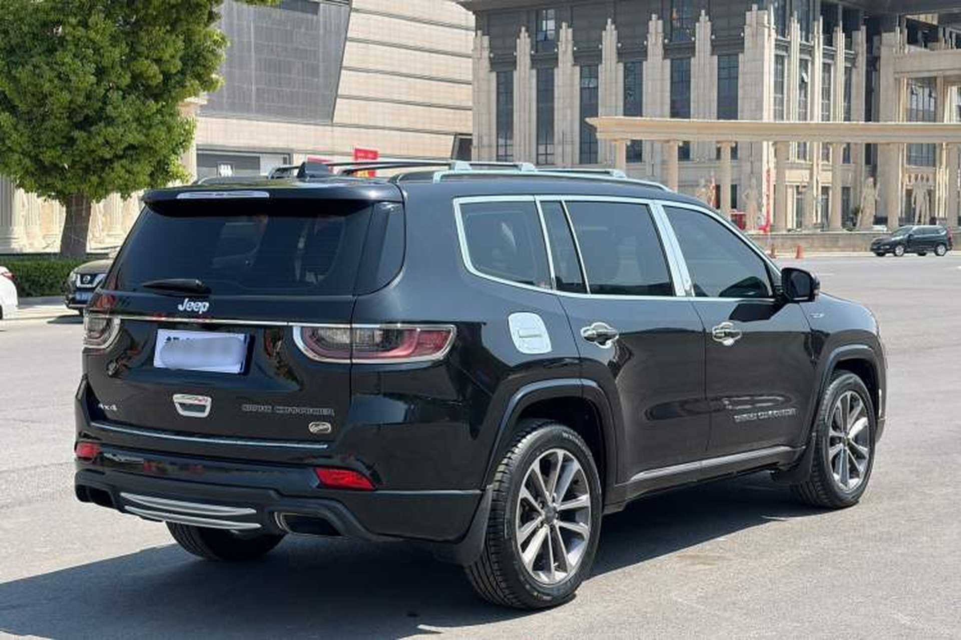 Used Jeep Grand Commander 2018 2.0T Four-Wheel Drive Smart Enjoyment Version China V Emission Standard Exterior 4
