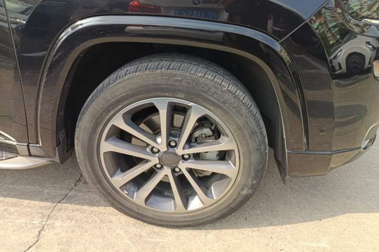 Used Jeep Grand Commander 2018 2.0T Four-Wheel Drive Smart Enjoyment Version China V Emission Standard Exterior 7