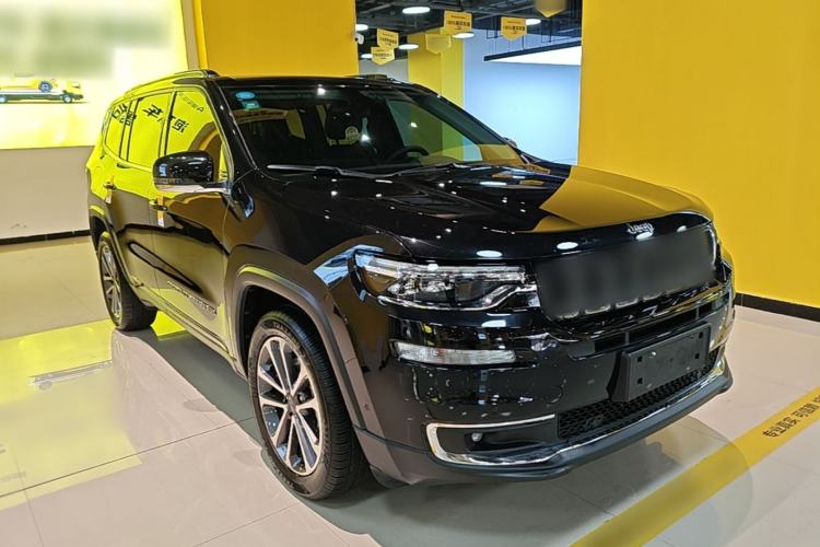 Used Jeep Grand Commander 2018 2.0T Four-Wheel Drive Enjoyment Version China V Front Right 45 Deg