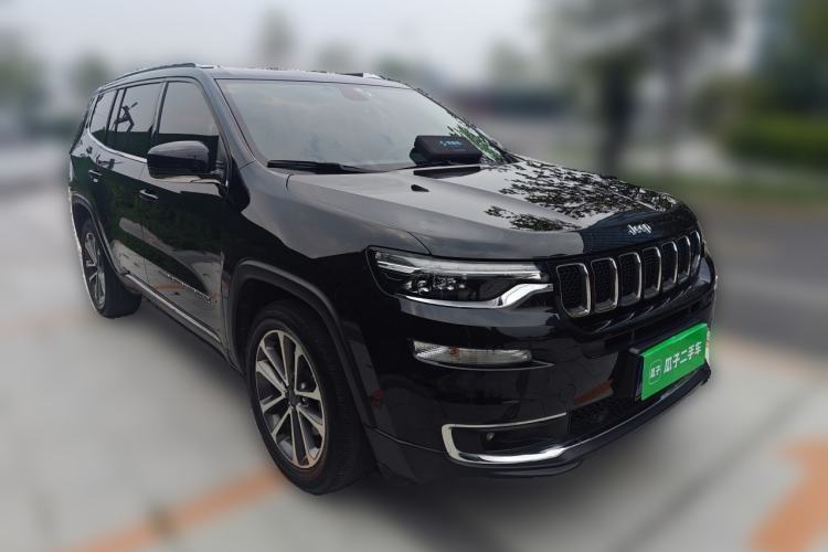 Used Jeep Grand Commander 2018 2.0T Four-Wheel Drive Enjoyment Version China V Front Right 45 Deg