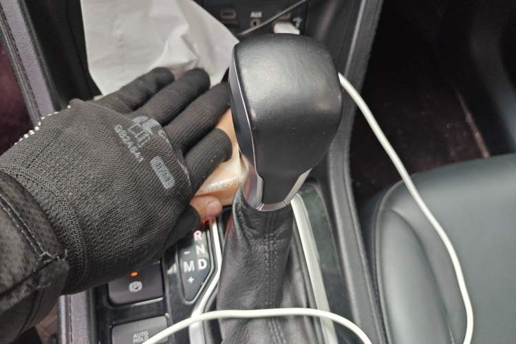 Used Jeep Grand Commander 2018 2.0T Four-Wheel Drive Enjoyment Version China V Gear Lever