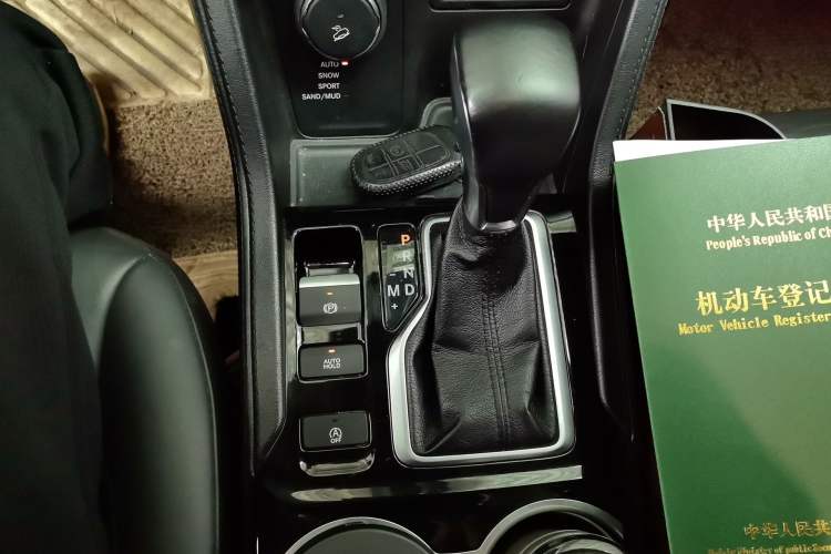 Used Jeep Grand Commander 2018 2.0T Four-Wheel Drive Prestige Edition China V Gear Lever