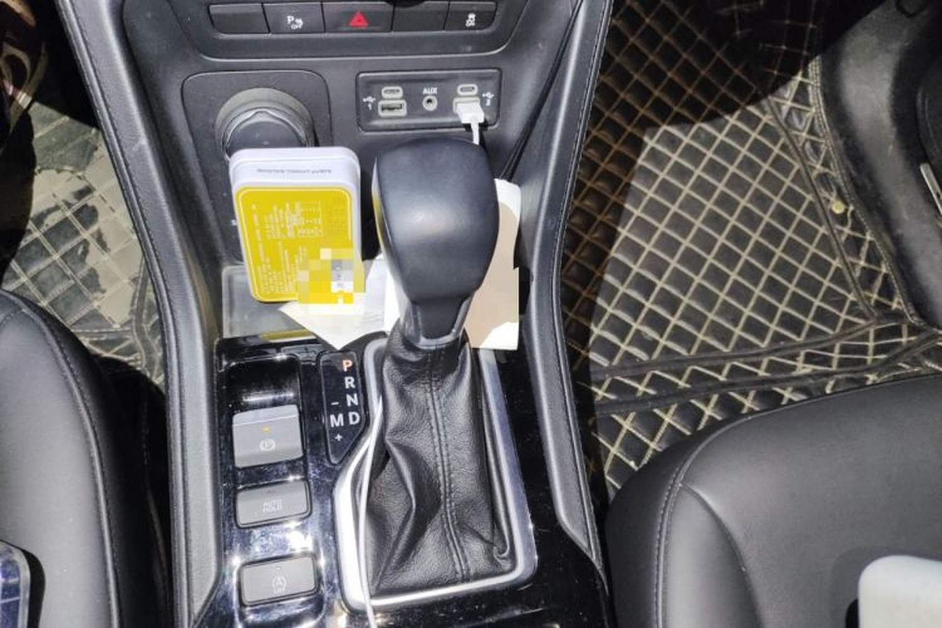 Used Jeep Grand Commander 2018 2.0T Four-Wheel Drive Enjoyment Edition China VI Gear Lever