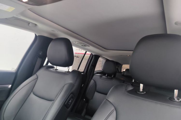 Used Jeep Grand Commander 2018 2.0T Four-Wheel Drive Enjoyment Version China V Headliner