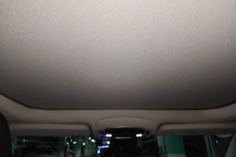 Used Jeep Grand Commander 2018 2.0T Four-Wheel Drive Prestige Edition China V Headliner