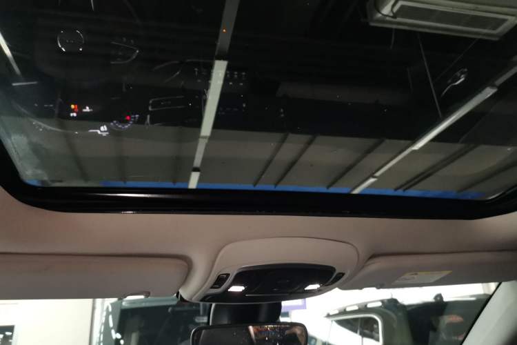 Used Jeep Grand Commander 2018 2.0T Four-Wheel Drive Prestige Edition China V Headliner