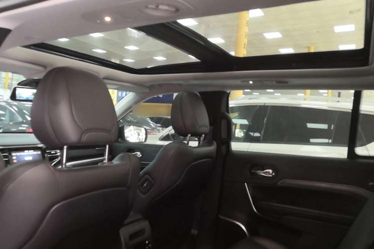 Used Jeep Grand Commander 2018 2.0T Four-Wheel Drive Enjoyment Edition China VI Headliner