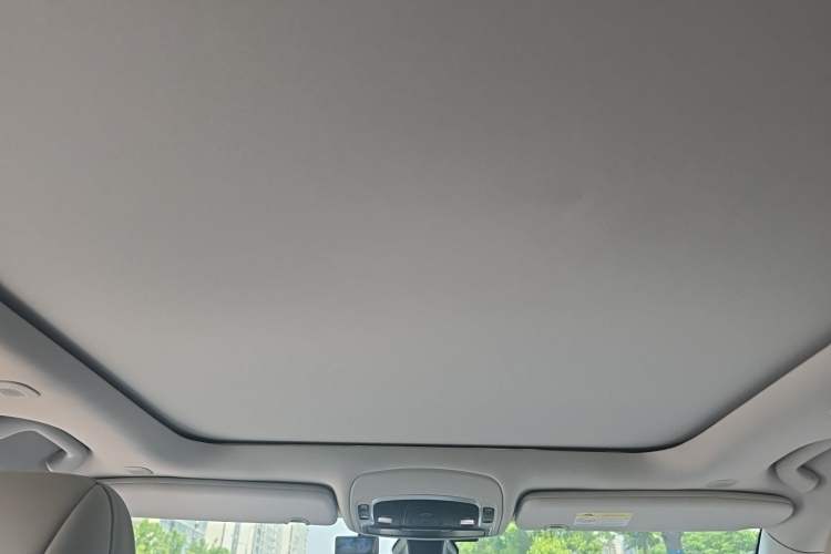 Used Jeep Grand Commander 2018 2.0T Four-Wheel Drive Premium Navigation Version China V Headliner