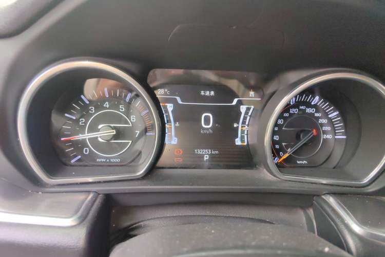 Used Jeep Grand Commander 2018 2.0T Four-Wheel Drive Premium Navigation Version China V Instrument Cluster