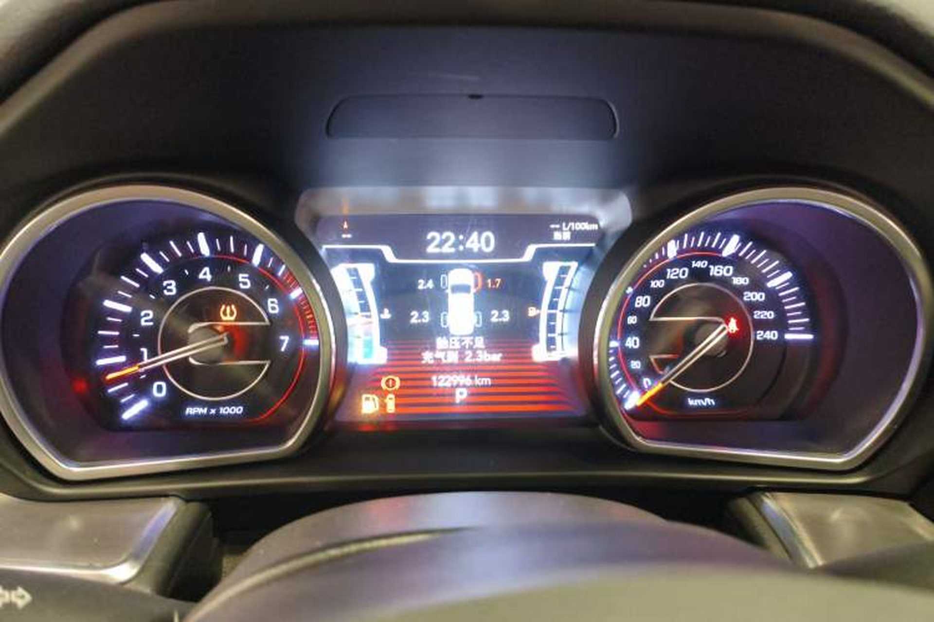 Used Jeep Grand Commander 2018 2.0T Four-Wheel Drive Enjoyment Edition China VI Instrument Cluster