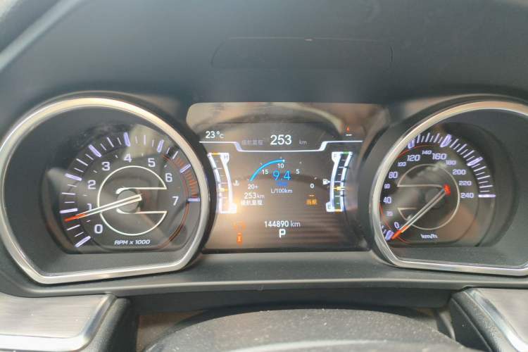 Used Jeep Grand Commander 2018 2.0T Four-Wheel Drive Enjoyment Edition China VI Instrument Cluster