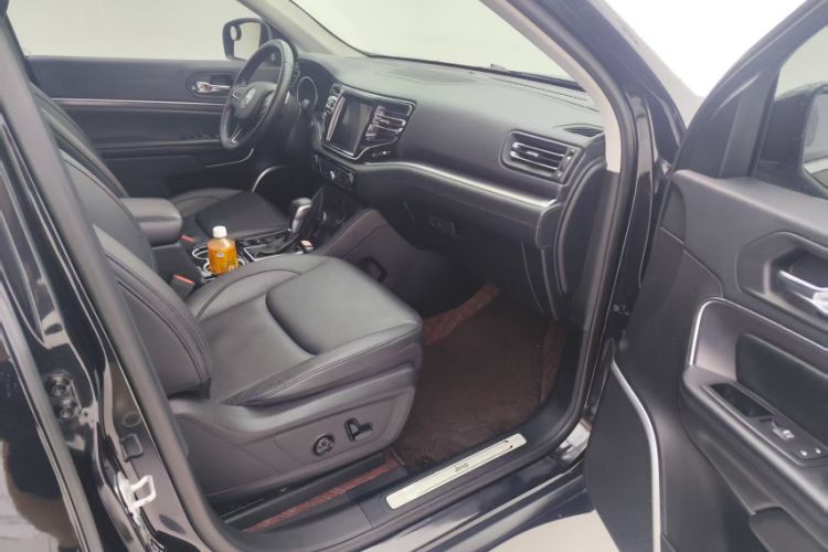 Used Jeep Grand Commander 2018 2.0T Four-Wheel Drive Enjoyment Version China V Interior 1