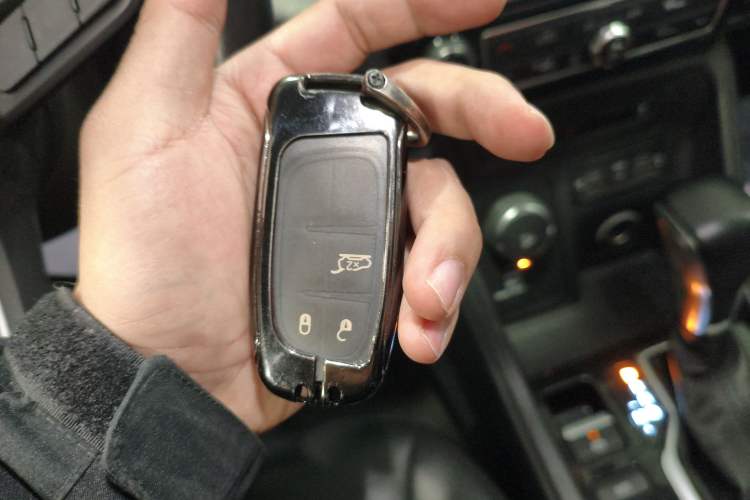Used Jeep Grand Commander 2018 2.0T Four-Wheel Drive Enjoyment Edition China VI Interior 1