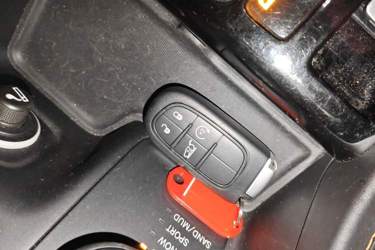 Used Jeep Grand Commander 2018 2.0T Four-Wheel Drive Smart Enjoyment Version China VI Interior 1