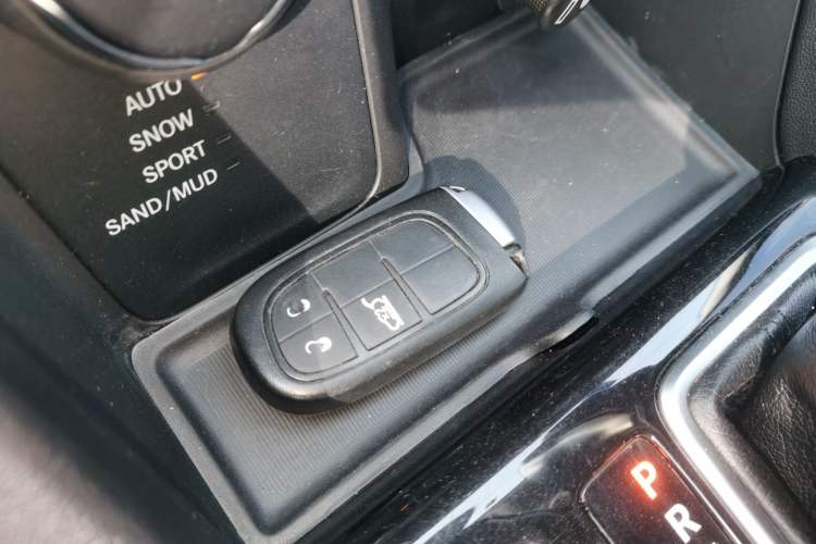 Used Jeep Grand Commander 2018 2.0T Four-Wheel Drive Prestige Edition China V Interior 1