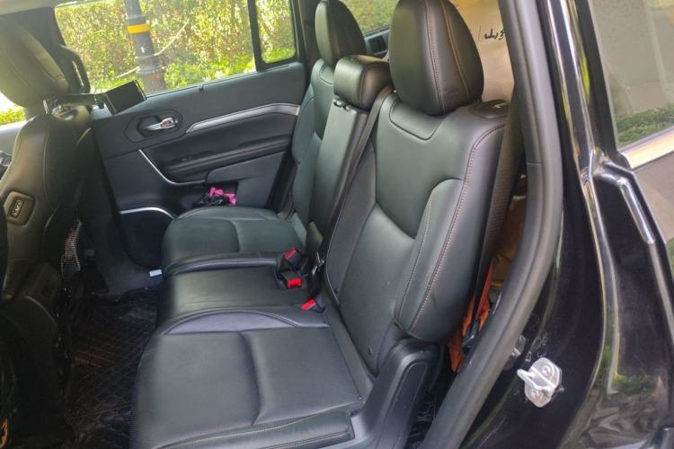 Used Jeep Grand Commander 2018 2.0T Four-Wheel Drive Smart Enjoyment Version China V Emission Standard Interior 4