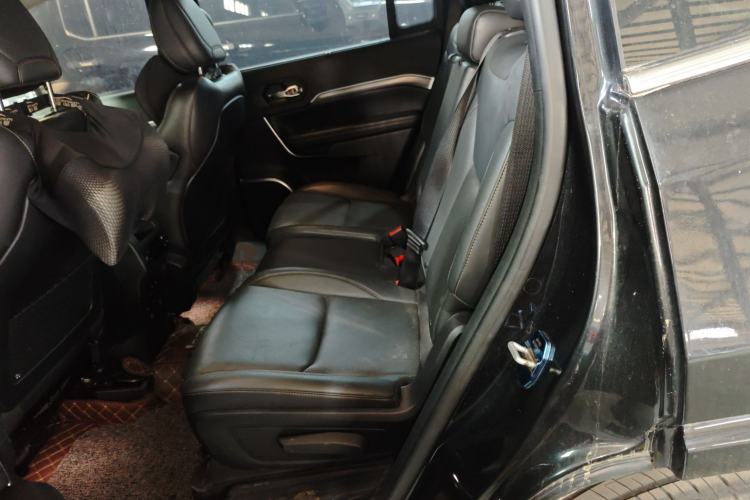 Used Jeep Grand Commander 2018 2.0T Four-Wheel Drive Smart Enjoyment Version China V Emission Standard Interior 4