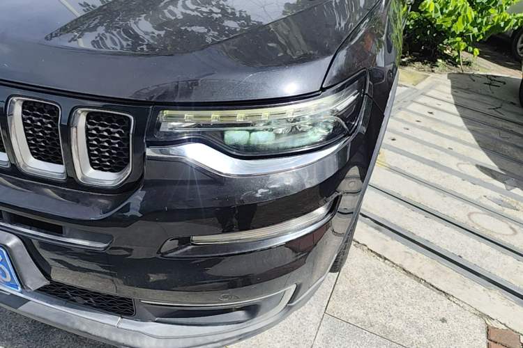 Used Jeep Grand Commander 2018 2.0T Four-Wheel Drive Prestige Edition China V Left Front Headlight