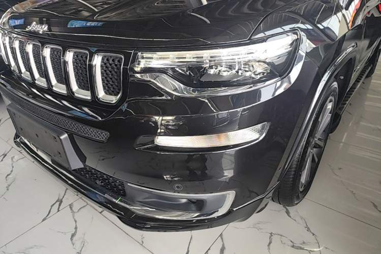 Used Jeep Grand Commander 2018 2.0T Four-Wheel Drive Smart Enjoyment Version China V Emission Standard Left Front Headlight