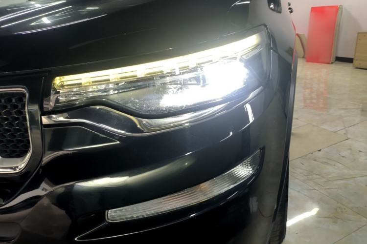 Used Jeep Grand Commander 2018 2.0T Four-Wheel Drive Prestige Edition China V Left Front Headlight