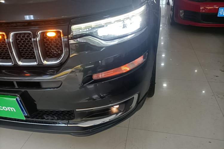 Used Jeep Grand Commander 2018 2.0T Four-Wheel Drive Enjoyment Edition China VI Left Front Headlight