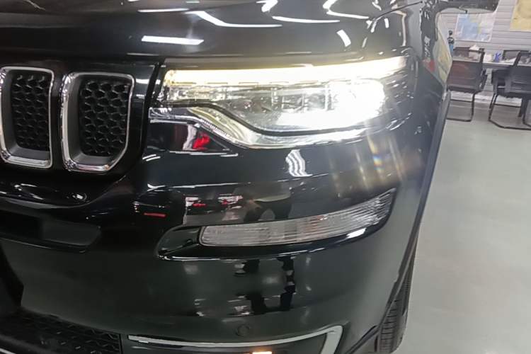 Used Jeep Grand Commander 2018 2.0T Four-Wheel Drive Enjoyment Edition China VI Left Front Headlight