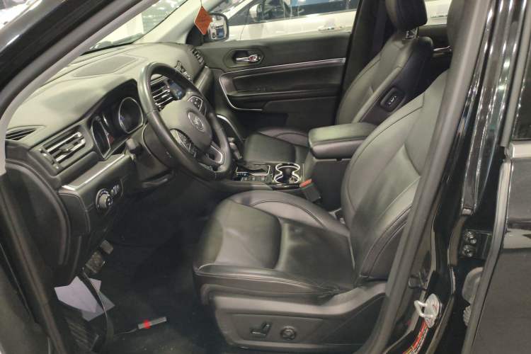 Used Jeep Grand Commander 2018 2.0T Four-Wheel Drive Enjoyment Edition China VI Left Front Seat
