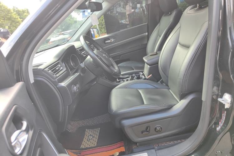 Used Jeep Grand Commander 2018 2.0T Four-Wheel Drive Enjoyment Edition China VI Left Front Seat