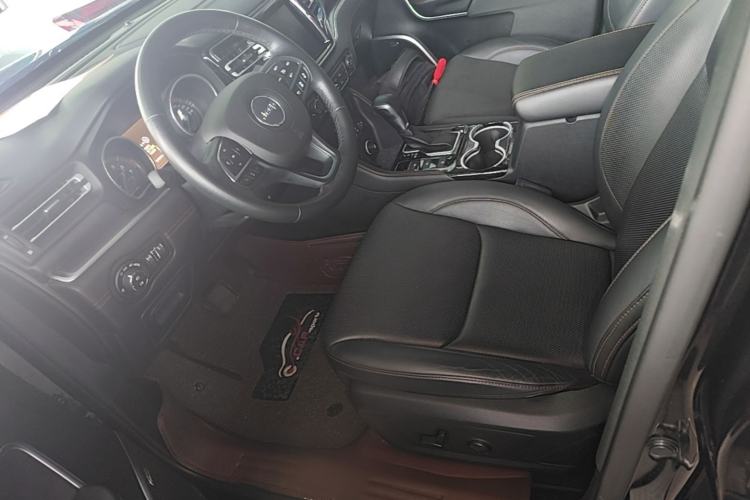 Used Jeep Grand Commander 2018 2.0T Four-Wheel Drive Smart Enjoyment Version China V Emission Standard Left Front Seat