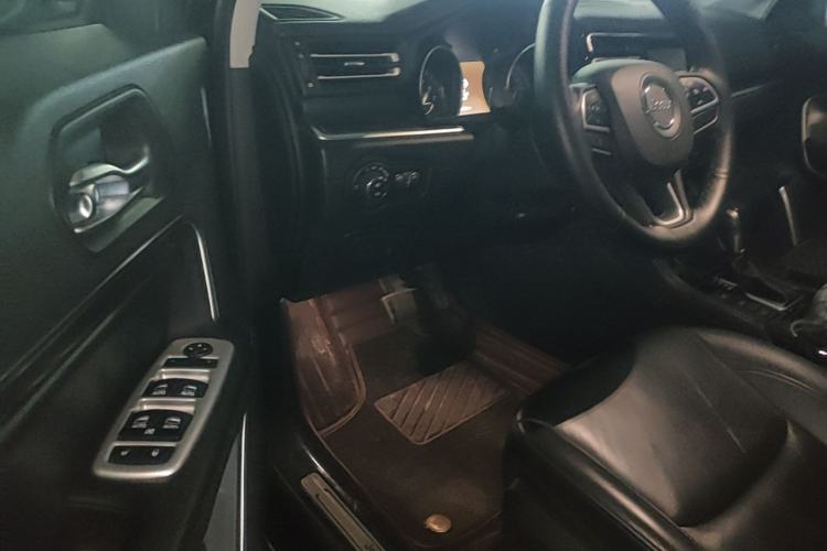 Used Jeep Grand Commander 2018 2.0T Four-Wheel Drive Premium Navigation Version China V Left Front Seat