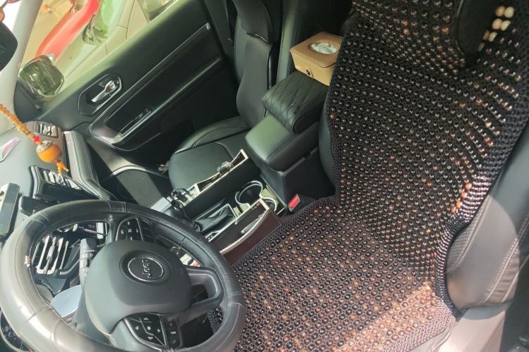 Used Jeep Grand Commander 2018 2.0T Four-Wheel Drive Enjoyment Edition China VI Left Front Seat