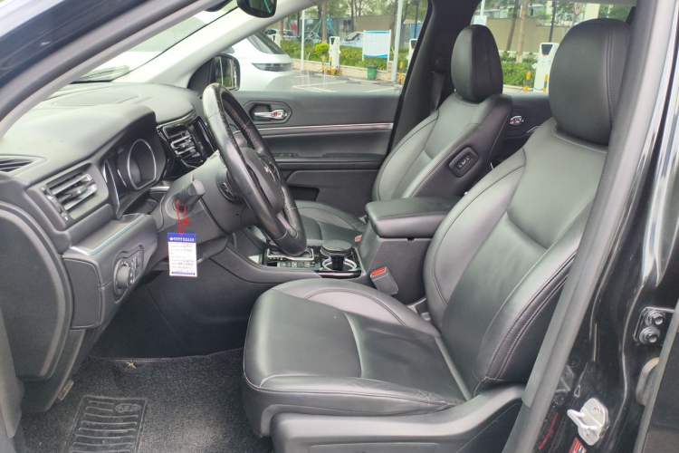 Used Jeep Grand Commander 2018 2.0T Four-Wheel Drive Enjoyment Edition China VI Left Front Seat