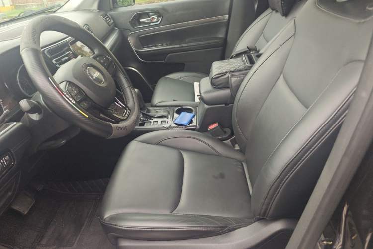 Used Jeep Grand Commander 2018 2.0T Four-Wheel Drive Enjoyment Edition China VI Left Front Seat