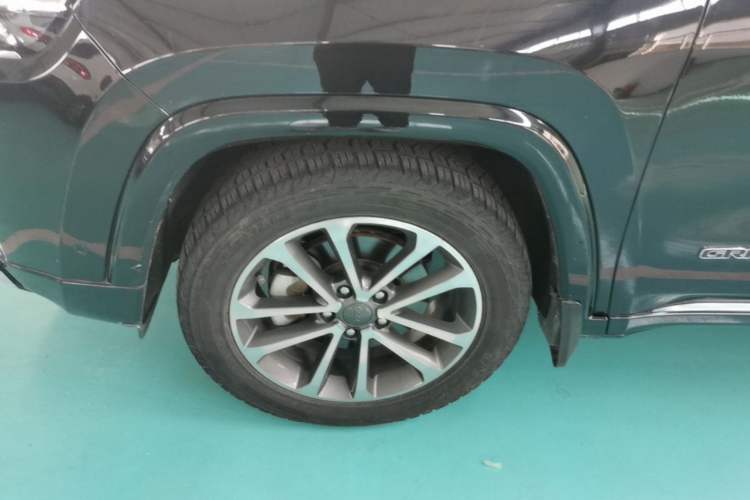 Used Jeep Grand Commander 2018 2.0T Four-Wheel Drive Smart Enjoyment Version China V Emission Standard Left Front Wheel Hub