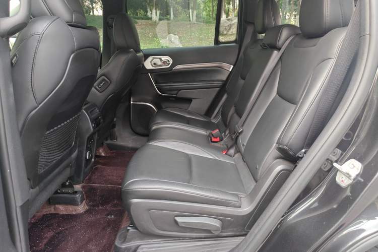 Used Jeep Grand Commander 2018 2.0T Four-Wheel Drive Enjoyment Version China V Left Rear Seat