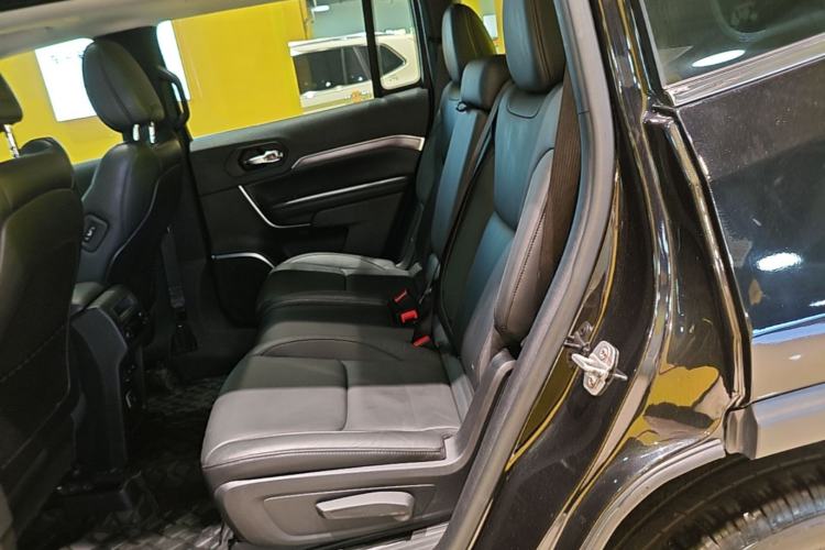 Used Jeep Grand Commander 2018 2.0T Four-Wheel Drive Enjoyment Version China V Left Rear Seat