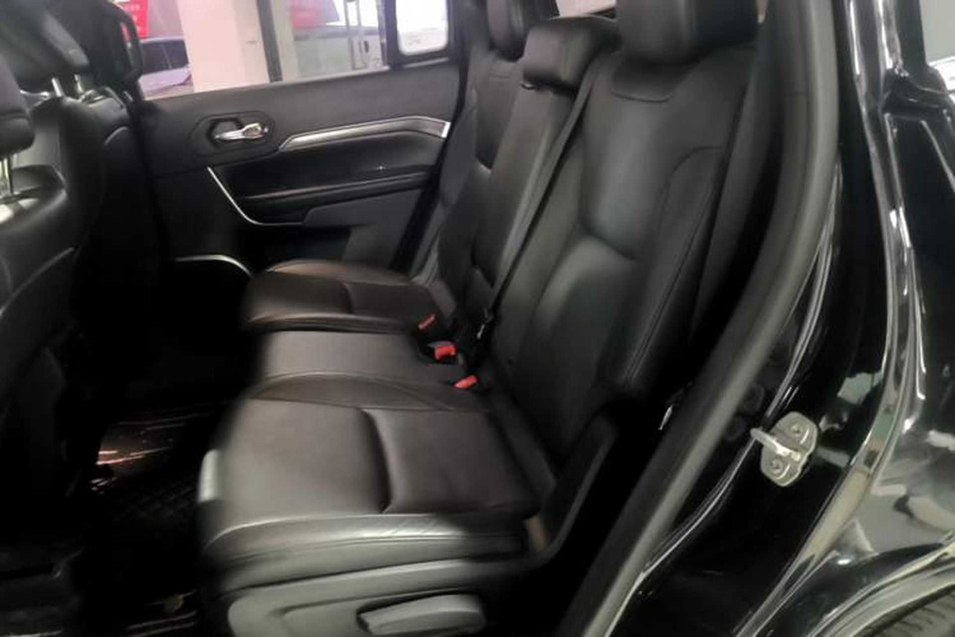 Used Jeep Grand Commander 2018 2.0T Four-Wheel Drive Prestige Edition China V Left Rear Seat